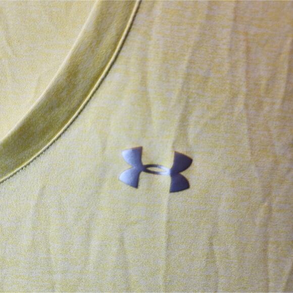Under Armour Women's Athletic T-Shirt Short Sleeve Yellow Lightweight Size XL - Picture 3 of 5